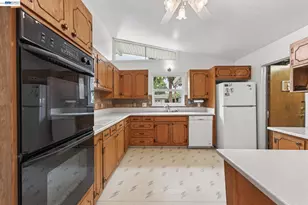 1355 Chandler Ct, Livermore, CA 94551 - Photo 12