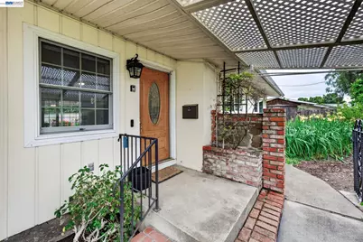 1355 Chandler Ct, Livermore, CA 94551 - Photo 4