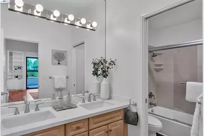 536 Shorebird Cir #5102, Redwood City, CA 94065 - Photo 16