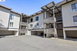 19100 Crest Ave, Castro Valley, CA 94546 - Photo 2