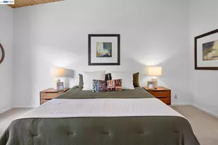 19100 Crest Ave, Castro Valley, CA 94546 - Photo 30