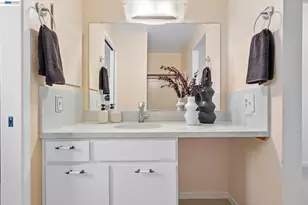 19100 Crest Ave, Castro Valley, CA 94546 - Photo 34