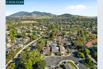 1394 Morning View Ct, Concord, CA 94521 - Photo 34
