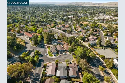 1394 Morning View Ct, Concord, CA 94521 - Photo 36