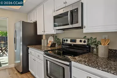 1394 Morning View Ct, Concord, CA 94521 - Photo 14