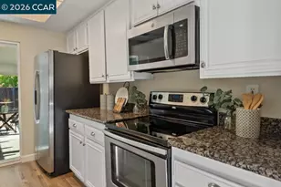 1394 Morning View Ct, Concord, CA 94521 - Photo 14