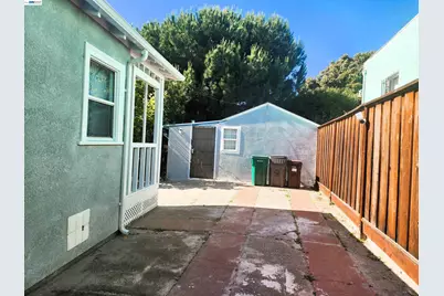 2421 96th Ave, Oakland, CA 94603 - Photo 6