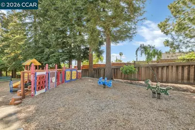 2143 Range Place, Martinez, CA 94553 - Photo 32