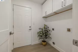 3620 Woodley Dr, San Jose, CA 95148 - Photo 14