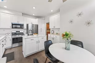 143 Lighthouse Way, Vacaville, CA 95688 - Photo 18