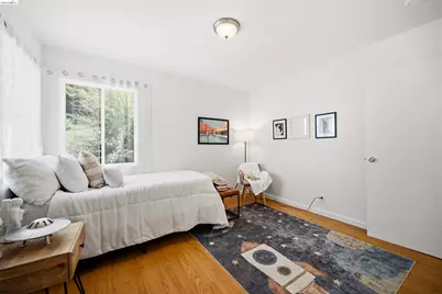 6914 Outlook Ave, Oakland, CA 94605 - Photo 28