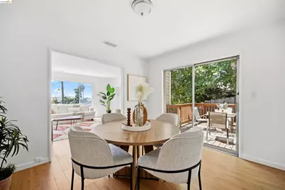 6914 Outlook Ave, Oakland, CA 94605 - Photo 14