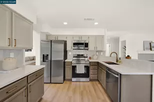370 Carousel Dr, Vallejo, CA 94589 - Photo 10