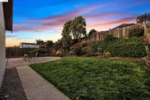 970 Kittery Way, Pinole, CA 94564 - Photo 44