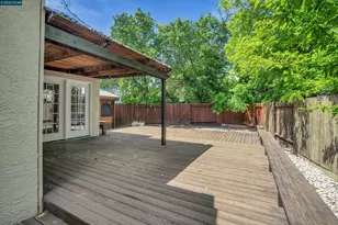 2208 Fieldcrest Ct, Fairfield, CA 94534 - Photo 30