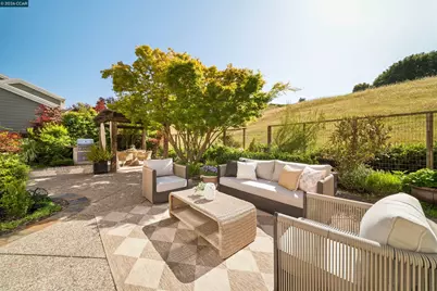 822 Pradera Way, San Ramon, CA 94583 - Photo 32