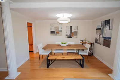 70 St James Pl, Piedmont, CA 94611 - Photo 22