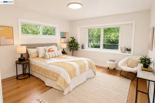 70 St James Pl, Piedmont, CA 94611 - Photo 16