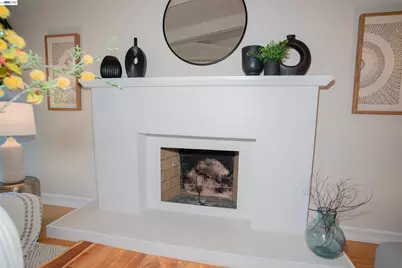 70 St James Pl, Piedmont, CA 94611 - Photo 20