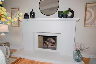 70 St James Pl, Piedmont, CA 94611 - Photo 20