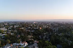 70 St James Pl, Piedmont, CA 94611 - Photo 8