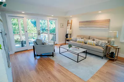 70 St James Pl, Piedmont, CA 94611 - Photo 24