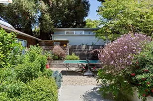 6434 Regent St, Oakland, CA 94618 - Photo 44