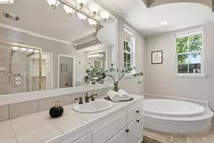 471 Silver Hollow Dr, Walnut Creek, CA 94598 - Photo 46