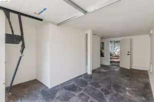 19 Veteran Way, Oakland, CA 94602 - Photo 46