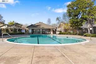 1371 Cherrywood Square, San Jose, CA 95117 - Photo 20