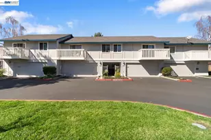 1371 Cherrywood Square, San Jose, CA 95117 - Photo 18