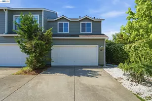 227 Clearpointe Dr, Vallejo, CA 94591 - Photo 2