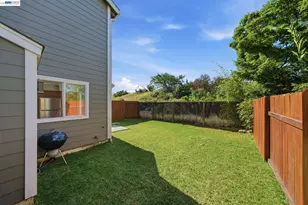 227 Clearpointe Dr, Vallejo, CA 94591 - Photo 26