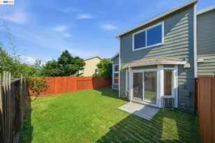 227 Clearpointe Dr, Vallejo, CA 94591 - Photo 24