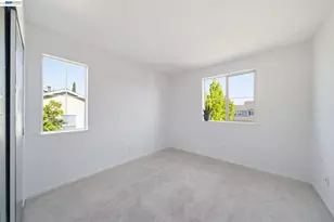 227 Clearpointe Dr, Vallejo, CA 94591 - Photo 20