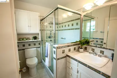 6406 Mystic, Oakland, CA 94618 - Photo 28
