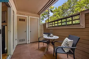 2560 Oak Rd, Walnut Creek, CA 94597 - Photo 22