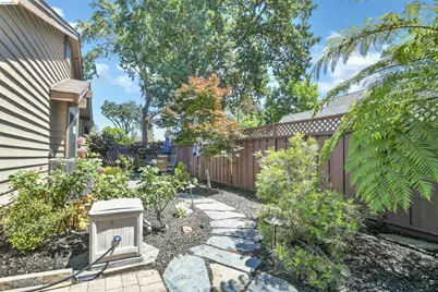 215 Charter Oak Circle, Walnut Creek, CA 94597 - Photo 20