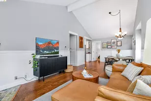 215 Charter Oak Cir, Walnut Creek, CA 94597 - Photo 8