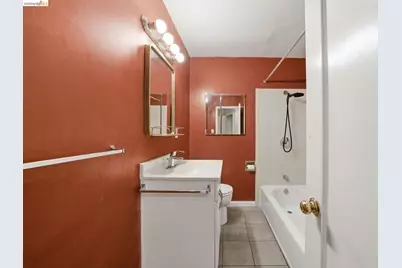 2257 Park Blvd, Oakland, CA 94606 - Photo 20