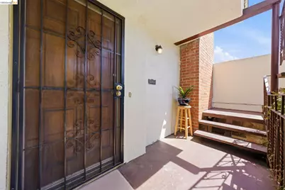 2257 Park Blvd, Oakland, CA 94606 - Photo 8