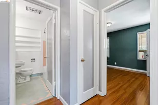 2257 Park Blvd, Oakland, CA 94606 - Photo 42