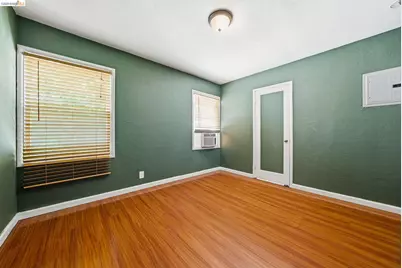 2257 Park Blvd, Oakland, CA 94606 - Photo 46