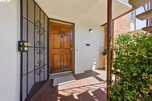 2257 Park Blvd, Oakland, CA 94606 - Photo 6
