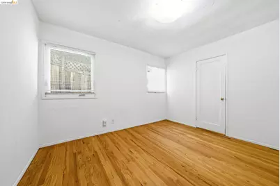 2257 Park Blvd, Oakland, CA 94606 - Photo 26