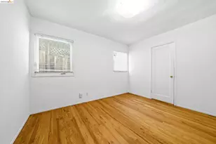 2257 Park Blvd, Oakland, CA 94606 - Photo 26