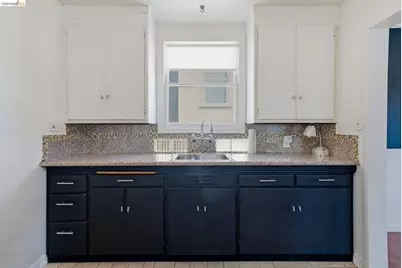 2257 Park Blvd, Oakland, CA 94606 - Photo 40