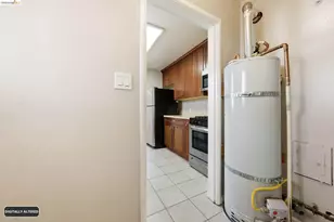 2257 Park Blvd, Oakland, CA 94606 - Photo 28