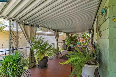 2368 Dalis Drive, Concord, CA 94520 - Photo 8