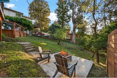 230 Fairlawn Dr, Berkeley, CA 94708 - Photo 42